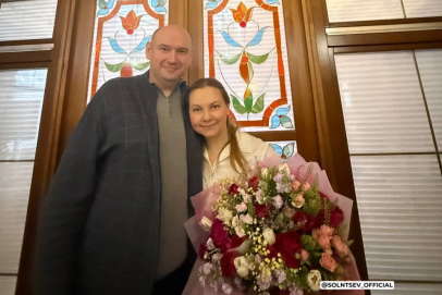 Кто сделал фото главы Оренбуржья Евгения Солнцева с женой на выходные