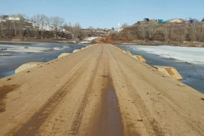 В Оренбуржье начали открывать мосты после разлива