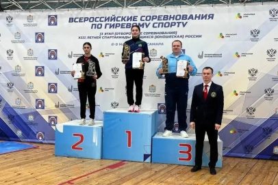 Сборная Оренбуржья стала серебряным призером соревнований по гиревому спорту