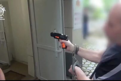 Киллер из 2000-х ушел на СВО: суд в Оренбурге приостановил дело о тройном убийстве