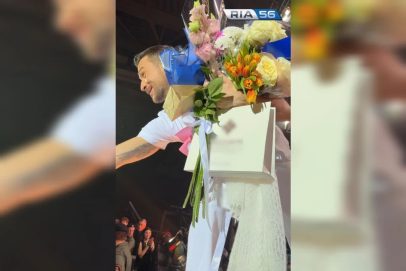 Отработал на 100. Сергею Лазареву на концерте подарили оренбургский пуховый платок