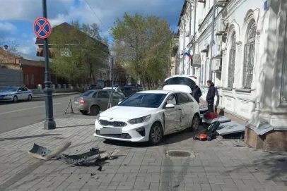 В Оренбурге в ДТП на Пушкинской пострадали водители авто