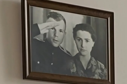 Солнцев поделился видео, где ИИ оживил известные фото Гагарина в Оренбурге