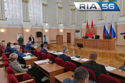 В Оренбурге на заседании горсовета обсудили паводок, отопление и сквер имени Жириновского