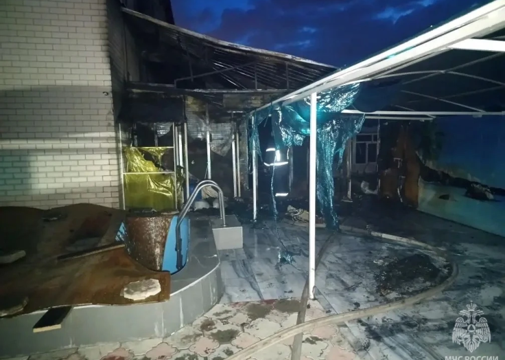 Два человека погибли и 17 спасены на пожарах в дачных поселках под Оренбургом