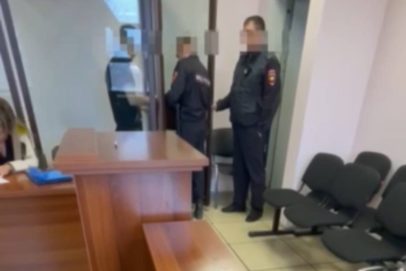 5 лет за мерзость в самолете: на Сахалине вынесли приговор авиадебоширу из Оренбуржья