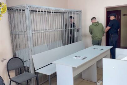 В Оренбурге заключён под стражу обвиняемый в мошенничестве в отношении участников СВО