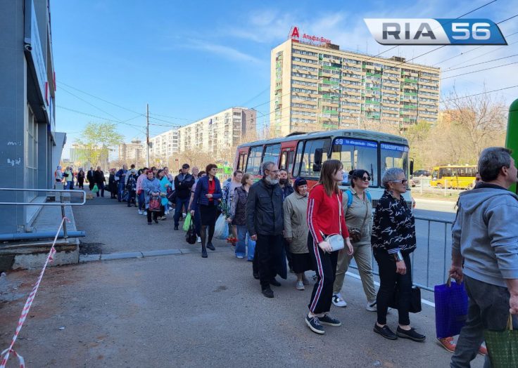 Солнцев предложил сделать Радоницу в Оренбуржье выходным днём с сохранением зарплаты