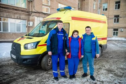 Солнцев поздравил сотрудников скорой помощи Оренбуржья с профессиональным праздником