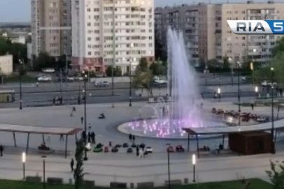 Два поющих фонтана Оренбурга начали работать по-летнему