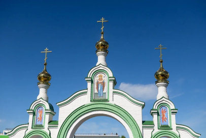 Солнцев публикует фото с освящения храма в Оренбурге