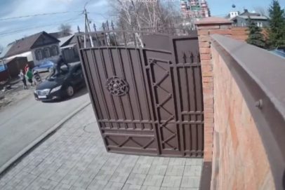 Видео: в Оренбурге дорожный конфликт закончился стрельбой и человеком на капоте