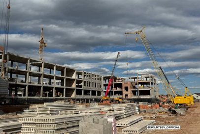 Евгений Солнцев посетил стройплощадку будущей школы в ЖК «Приуралье» села Ивановка