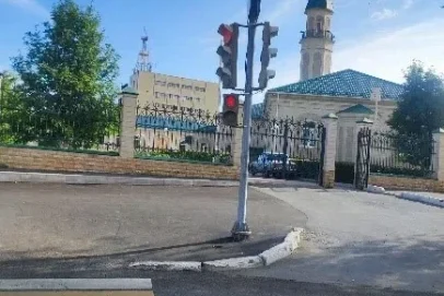 В Оренбурге после обращения в ЦУР отремонтировали пешеходный светофор