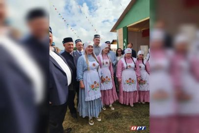 В Бугуруслане шумно и колоритно отмечают областной праздник Сабантуй
