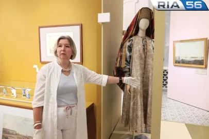 Когда платья «отдыхают», а графика прячется: Эрмитаж привез в Оренбург новые раритеты