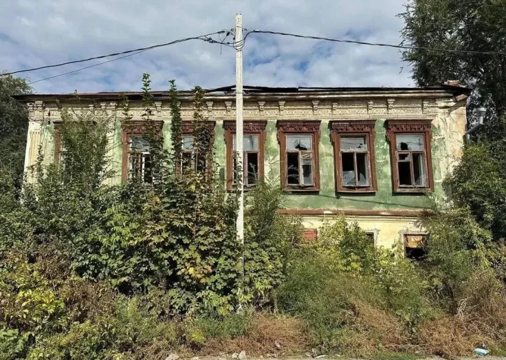 Дом 1856 года: в Гугучкинском переулке Оренбурга редкий памятник ждет реставрации