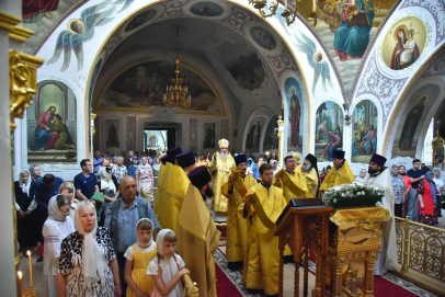Солнцев посетил службу в Никольском соборе Оренбурга в день апостолов Петра и Павла