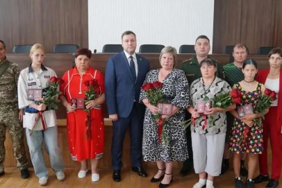 В Бузулуке вручили ордена Мужества родным погибших героев СВО