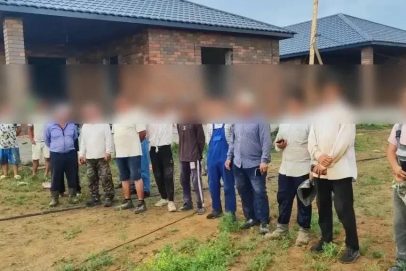 Под Оренбургом полицейские выявили на стройке мигрантов-нарушителей  