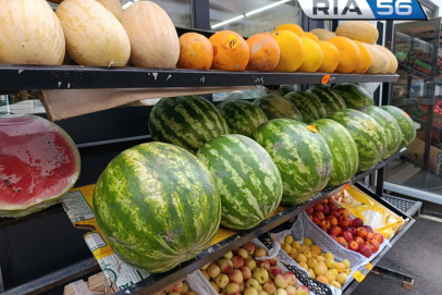 Арбузный сезон открыт: как оренбуржцам выбрать спелый, вкусный плод, и не ошибиться