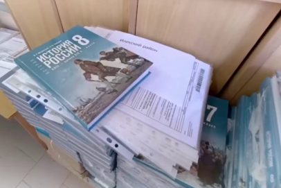Школьные библиотеки Оренбуржья пополняются новыми учебниками по истории