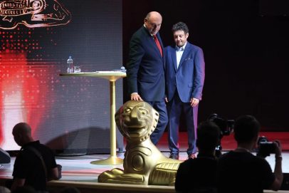 Солнцев прикоснулся ко льву: В Оренбурге открылся кинофестиваль «Восток&Запад»