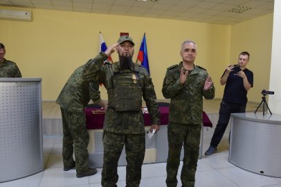 В оренбургском отряде БАРС-6 «Форштадт» бойцам вручили награды Минобороны