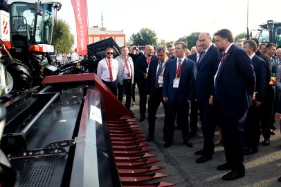Ростсельмаш участвует в международной выставке-форуме  «Меновой двор»