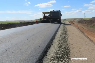 В Оренбуржье готовность участка трассы Октябрьское — Комиссарово составила 55%